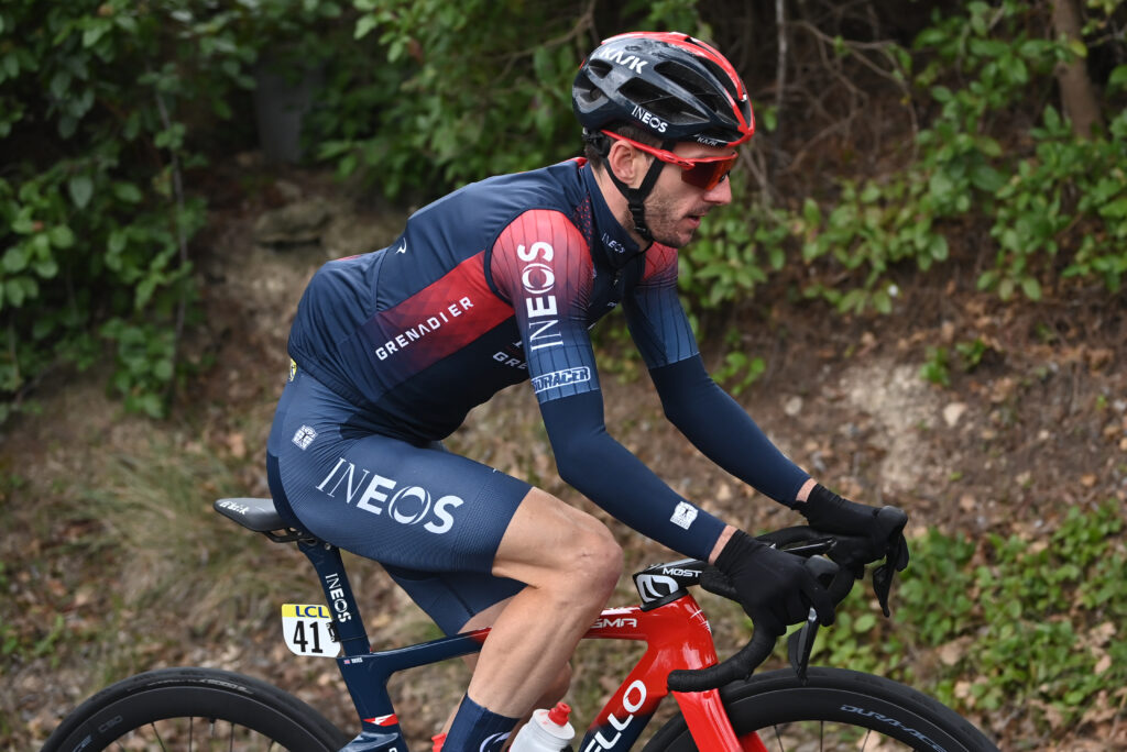 Richard Carapaz vertrekt, het team hoopt Adam Yates opnieuw te tekenen